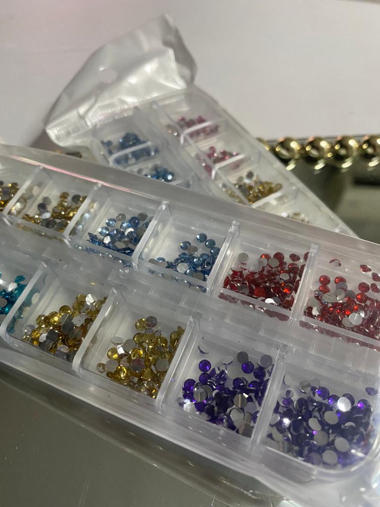 Strass Colorido INVILA - Tudo para unhas em gel